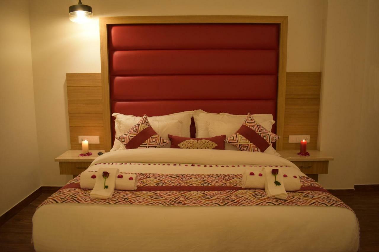 One Earth Gg Regency Hotel Amritsar Exterior photo